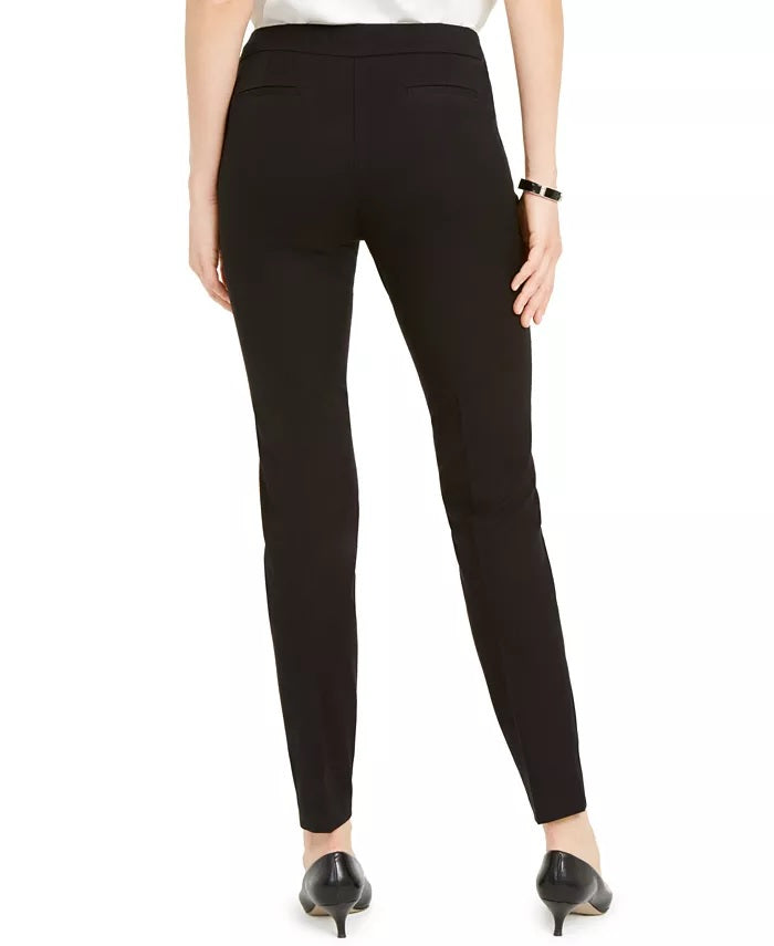 अल्फ़ानी महिलाओं के पेटीट एक्सटेंडेड-टैब स्किनी पैंट्स काले रंग में, साइज़ 2P