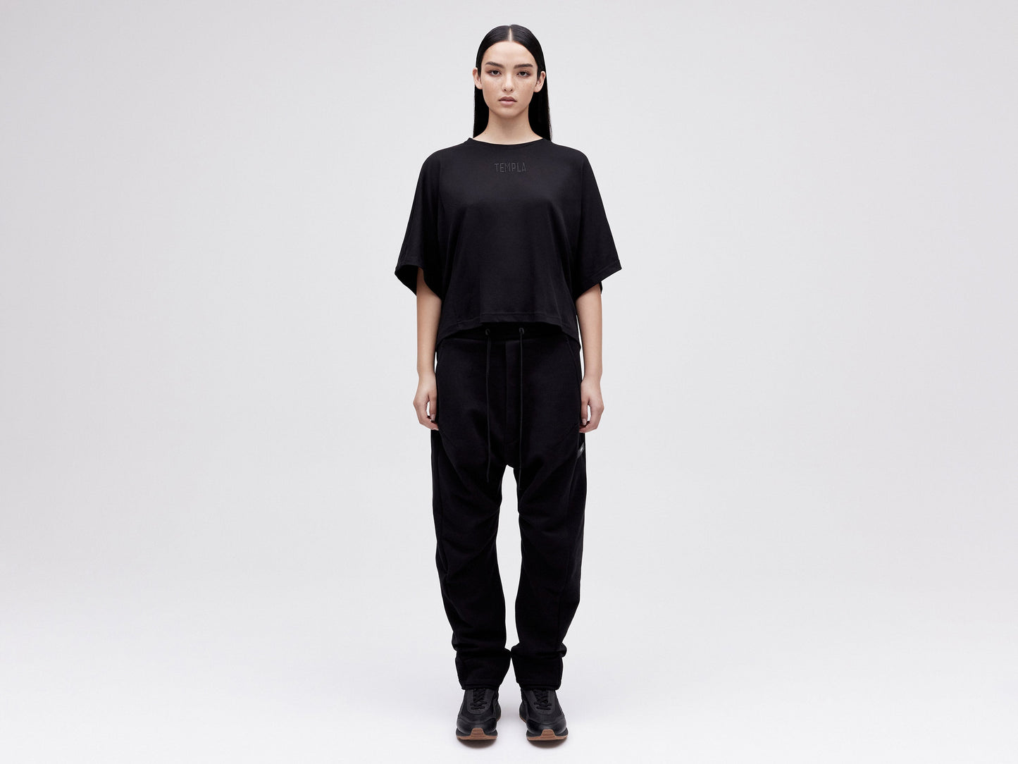 Cropped Tee - Black