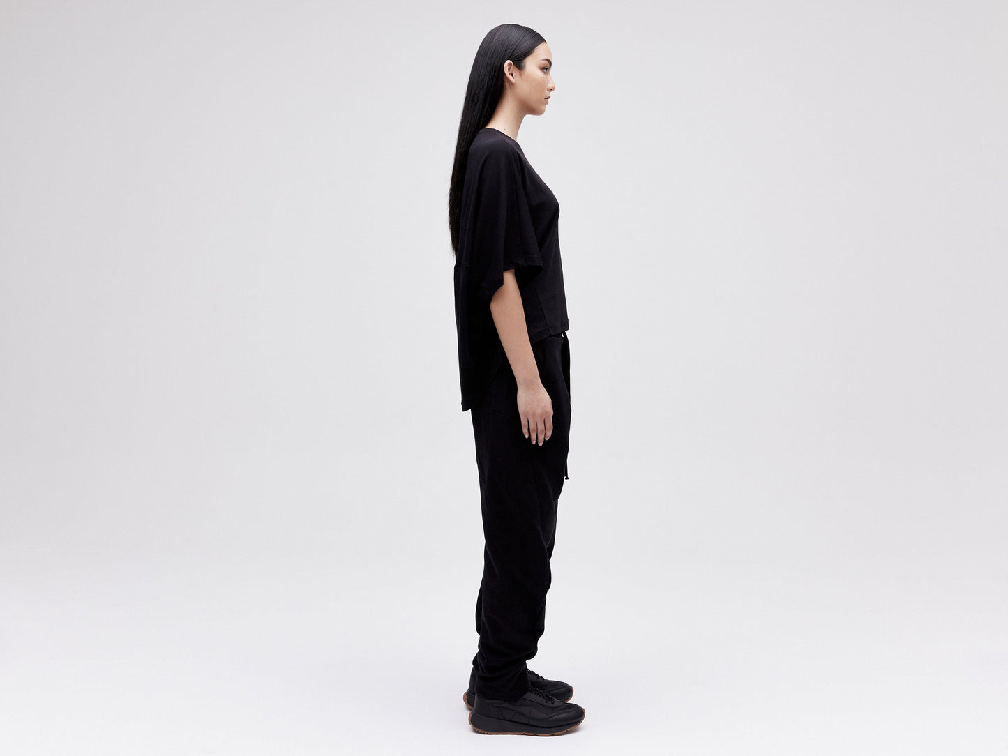 Cropped Tee - Black