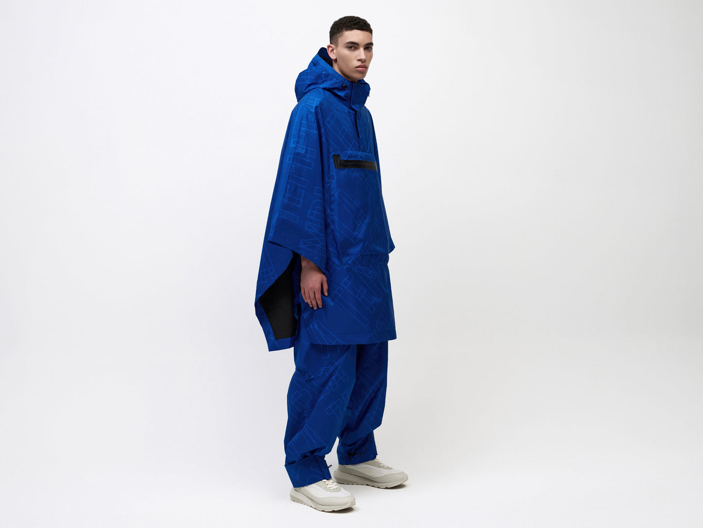 Met Cape Unisex - Blue