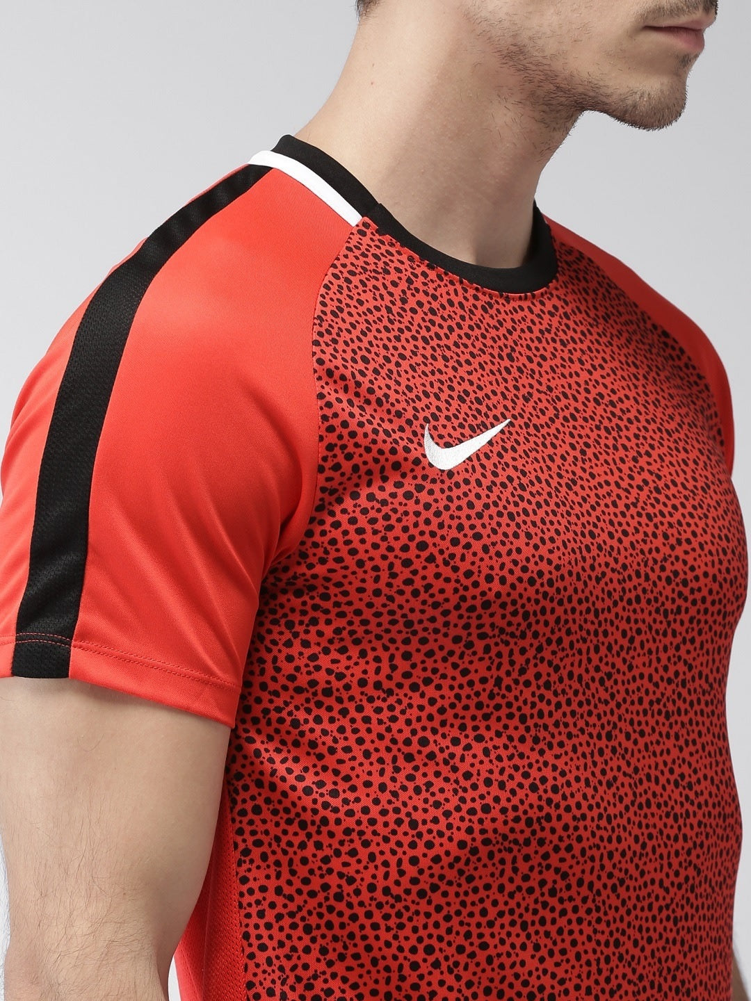 Nike Men's Dry Print Logo Training T-Shirt Red- Size Large