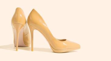 $10 Shoes
